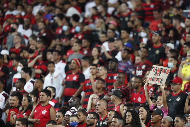 Torcedores do Flamengo mobilizam protesto na Gávea contra diretoria e Vitor Pereira