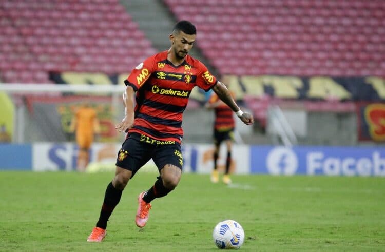 gustavo jogador sport rebaixado flamengo