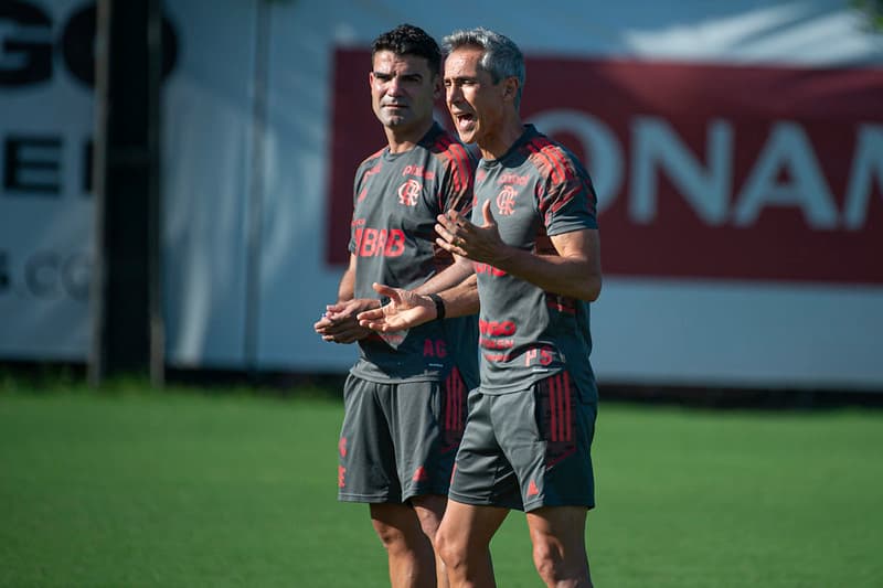 Antonio Gómez Paulo Sousa Flamengo treinamentos