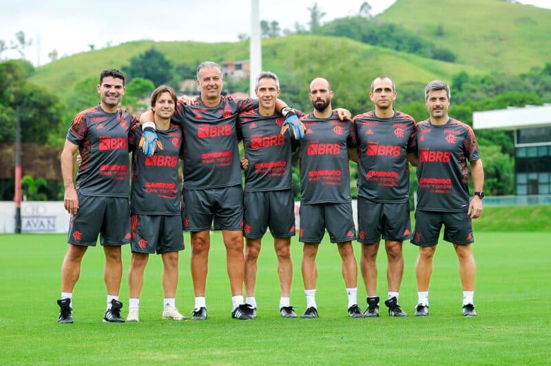 Paulo Sousa e comissão técnica Flamengo