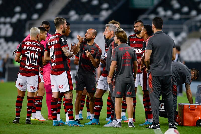 Flamengo Resende Campeonato Carioca Nilton Santos