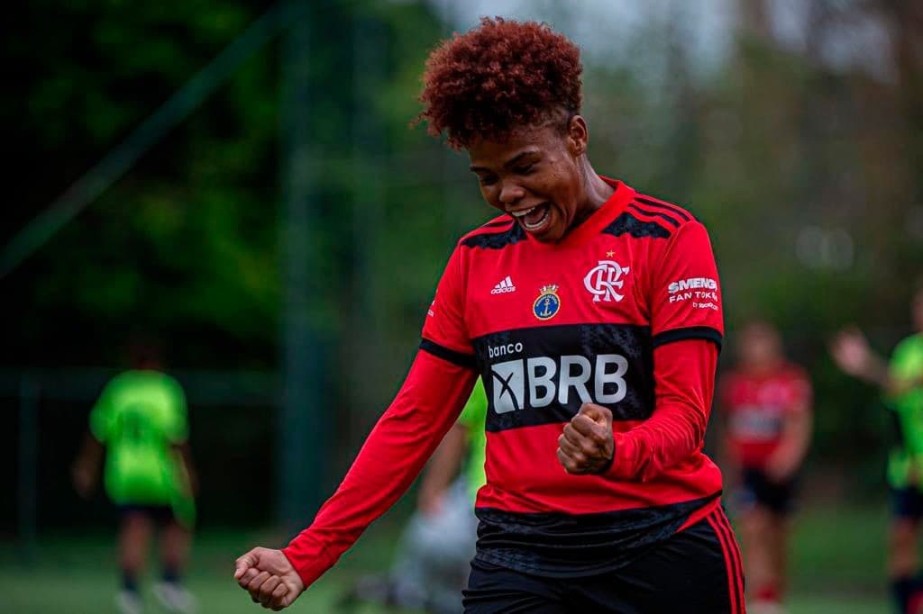 Flamengo Sorriso Futebol feminino Lateral-Esquerda