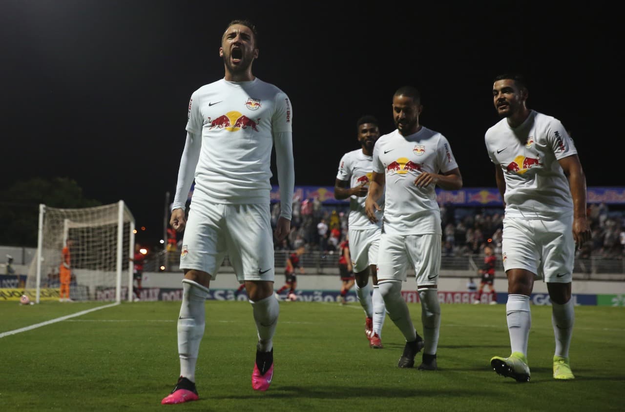 Léo Ortiz Red Bull Bragantino Flamengo Venê Casagrande