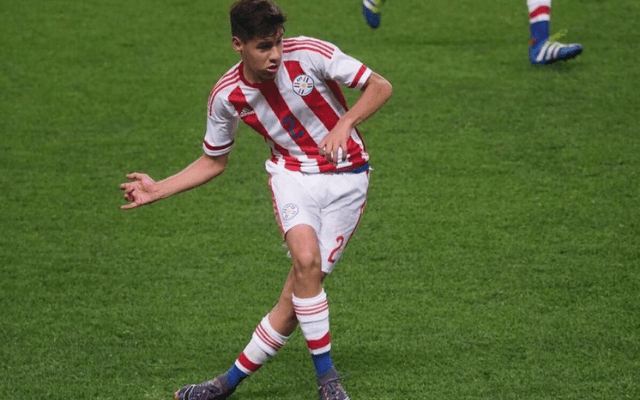 Santiago Ocampos está no Flamengo desde 2022