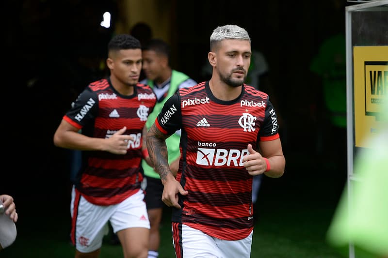 Arrascaeta Flamengo Maracanã Vasco