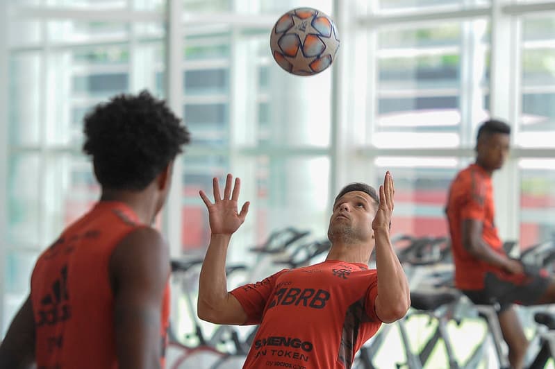 Diego Ribas Diego Alves Flamengo jornalista