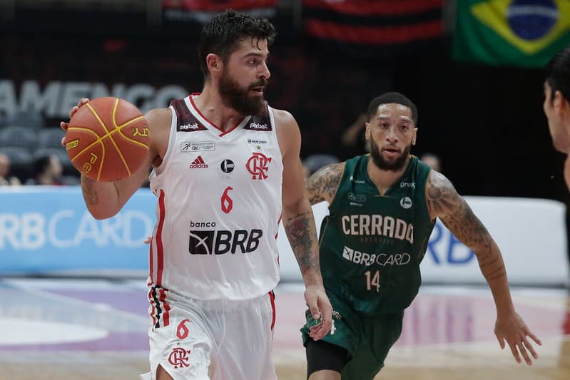 FlaBasquete Cerrado NBB Gustavinho