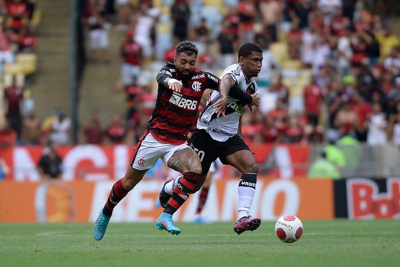 Flamengo vence