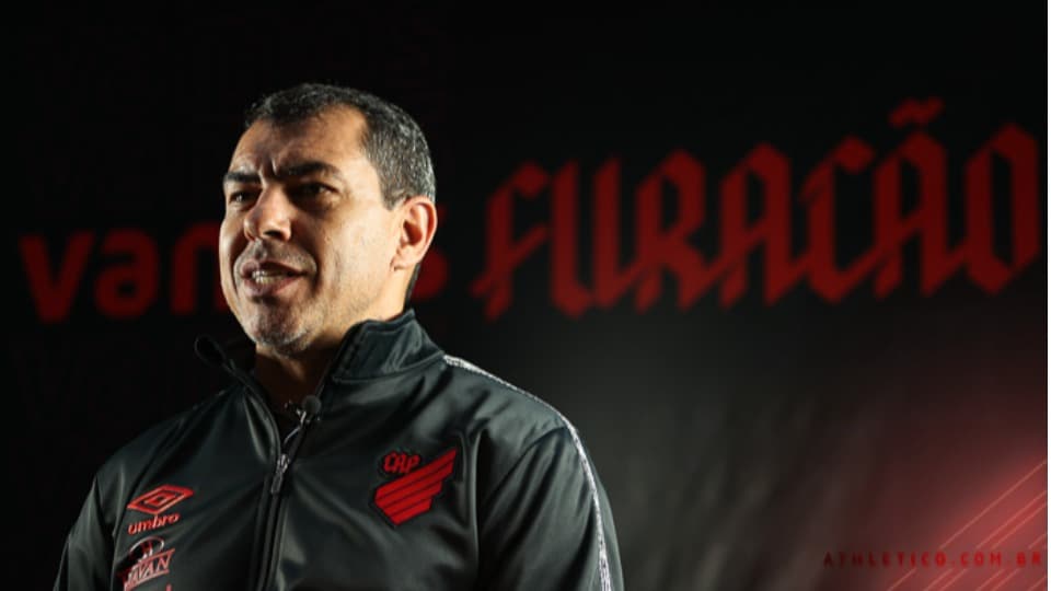 fabio carille athletico flamengo brasileirão 2022