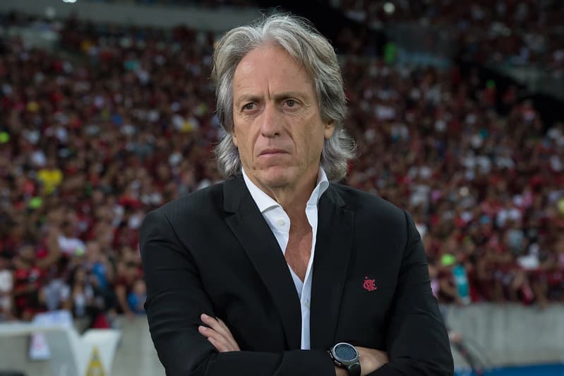 jorge jesus mira zagueiros de flamengo e fluminense