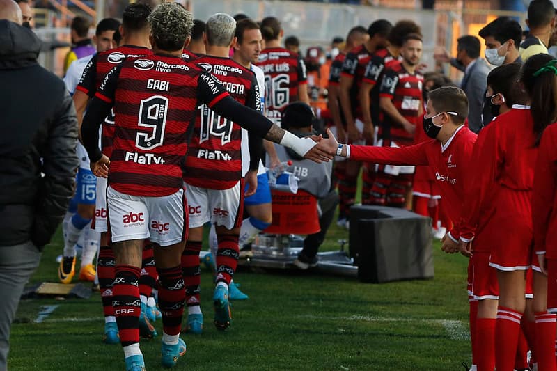 melhores momentos flamengo universidad catolica