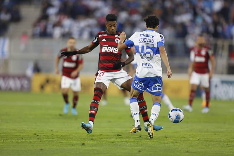 notas flamengo universidad católica libertadores 2022