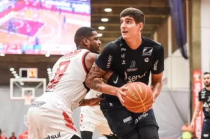 Gabriel Jaú afirma que Gustavo de Conti foi fator primordial na decisão de reforçar o FlaBasquete