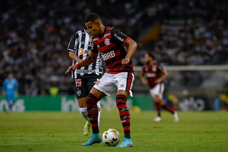 Análise: Flamengo evolui na derrota contra o Atlético-MG