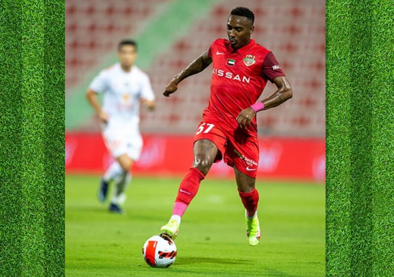 Yuri César em ação no Shabab Al Ahli - jogador é um pupilo de Rogério Ceni, atual treinador do São Paulo