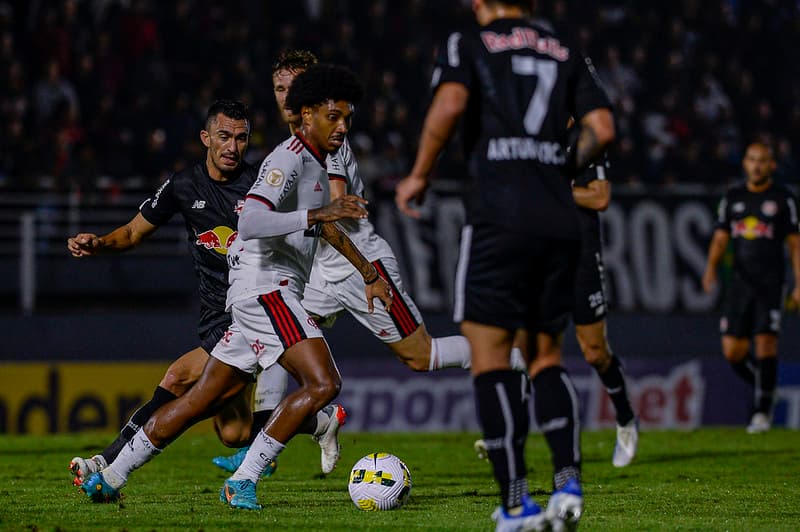 bragantino 1x0 flamengo brasileiro 2022