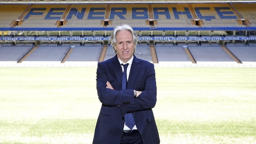 Fenerbahçe anuncia Jorge Jesus