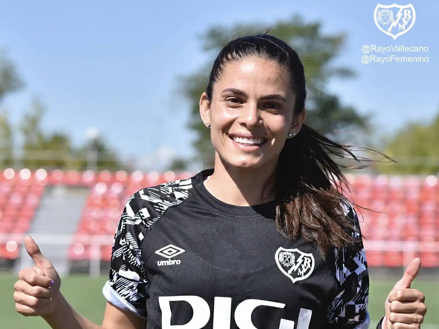 Atacante Isadora reforça o futebol feminino do Flamengo. Ela atuava no Rayo Vallecano