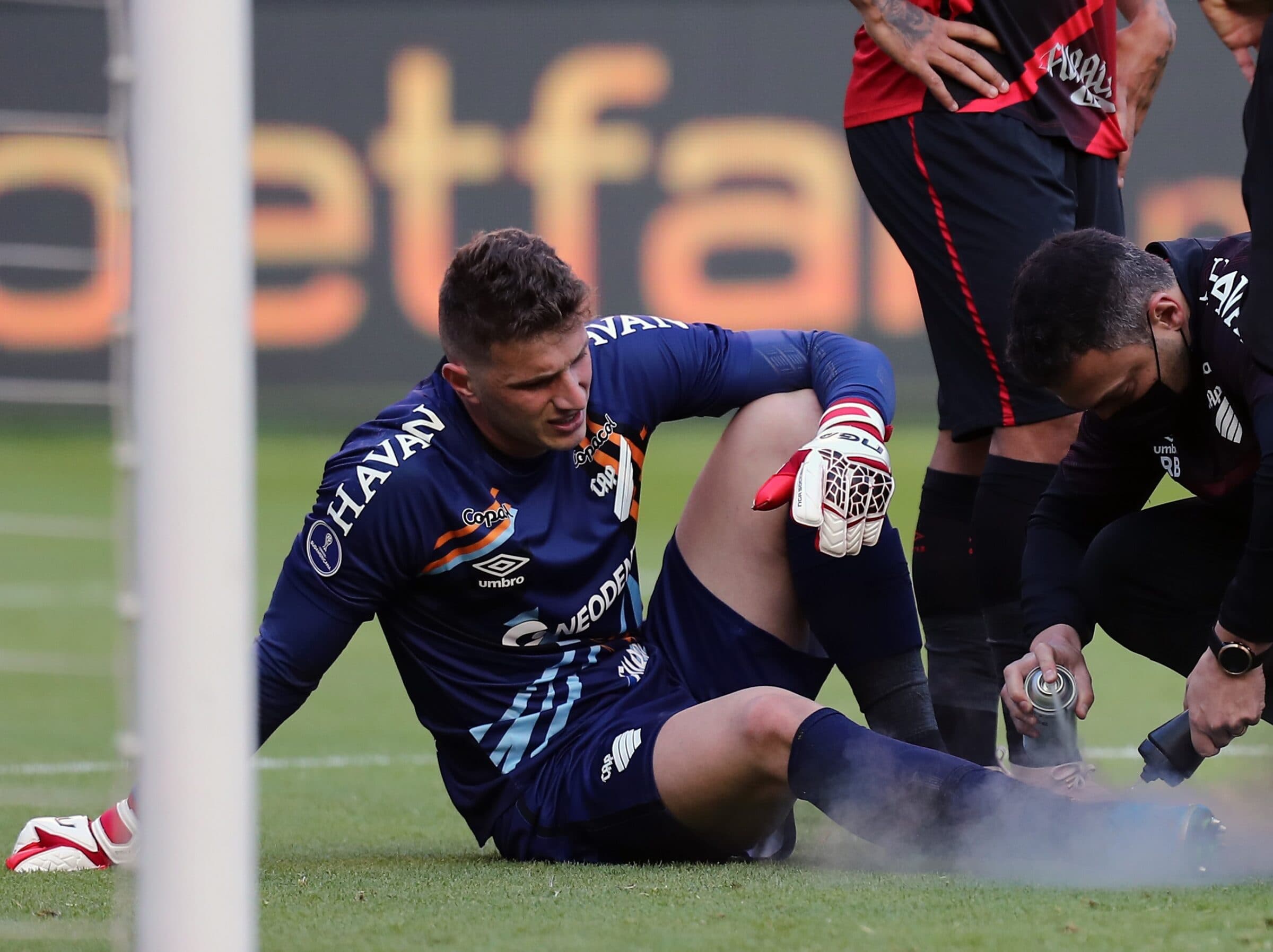 Athletico-PR define sobre contar com Bento contra Flamengo na Copa do Brasil