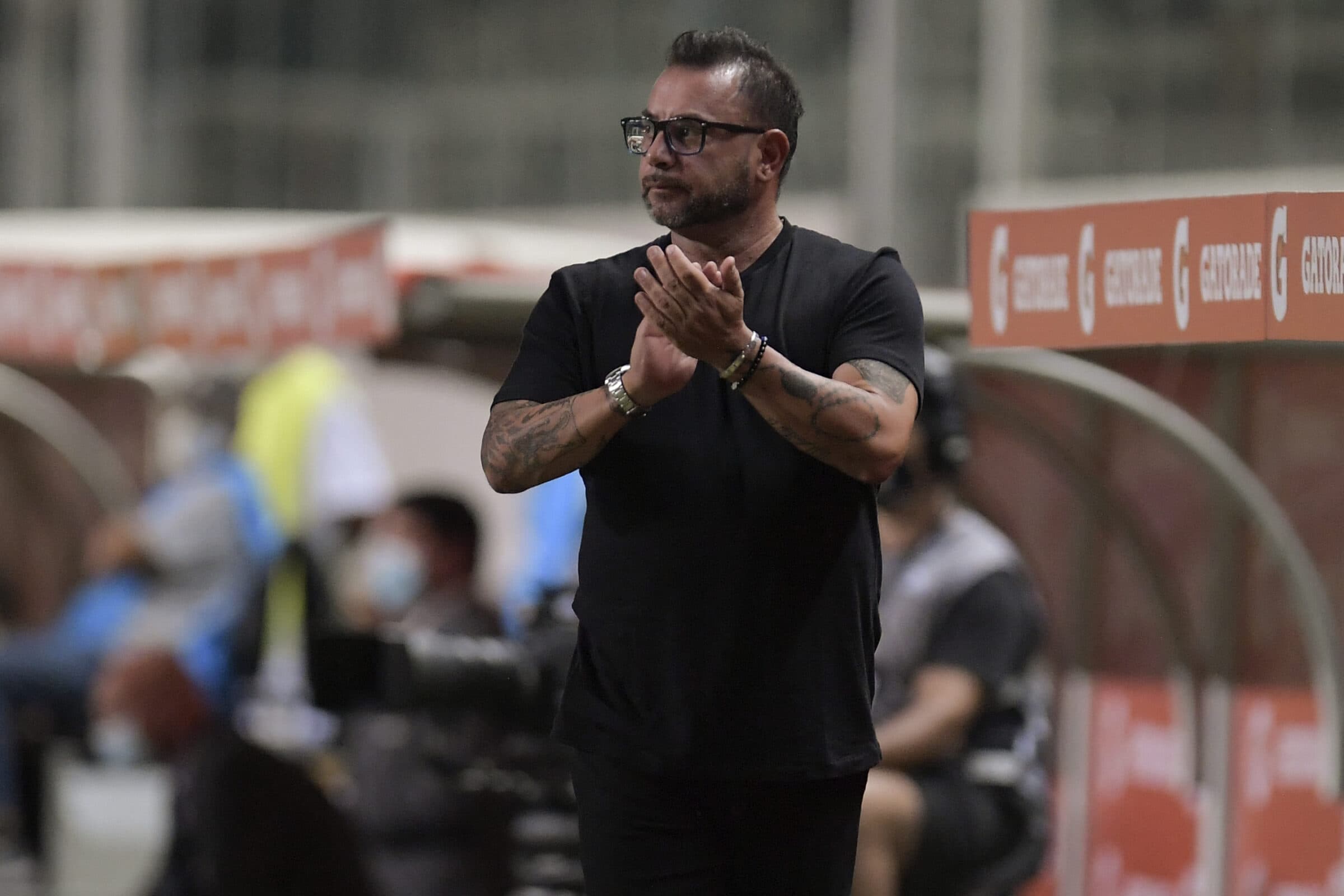 Técnico Turco Mohamed admitiu que o Flamengo jogou muito melhor que o Atlético-MG