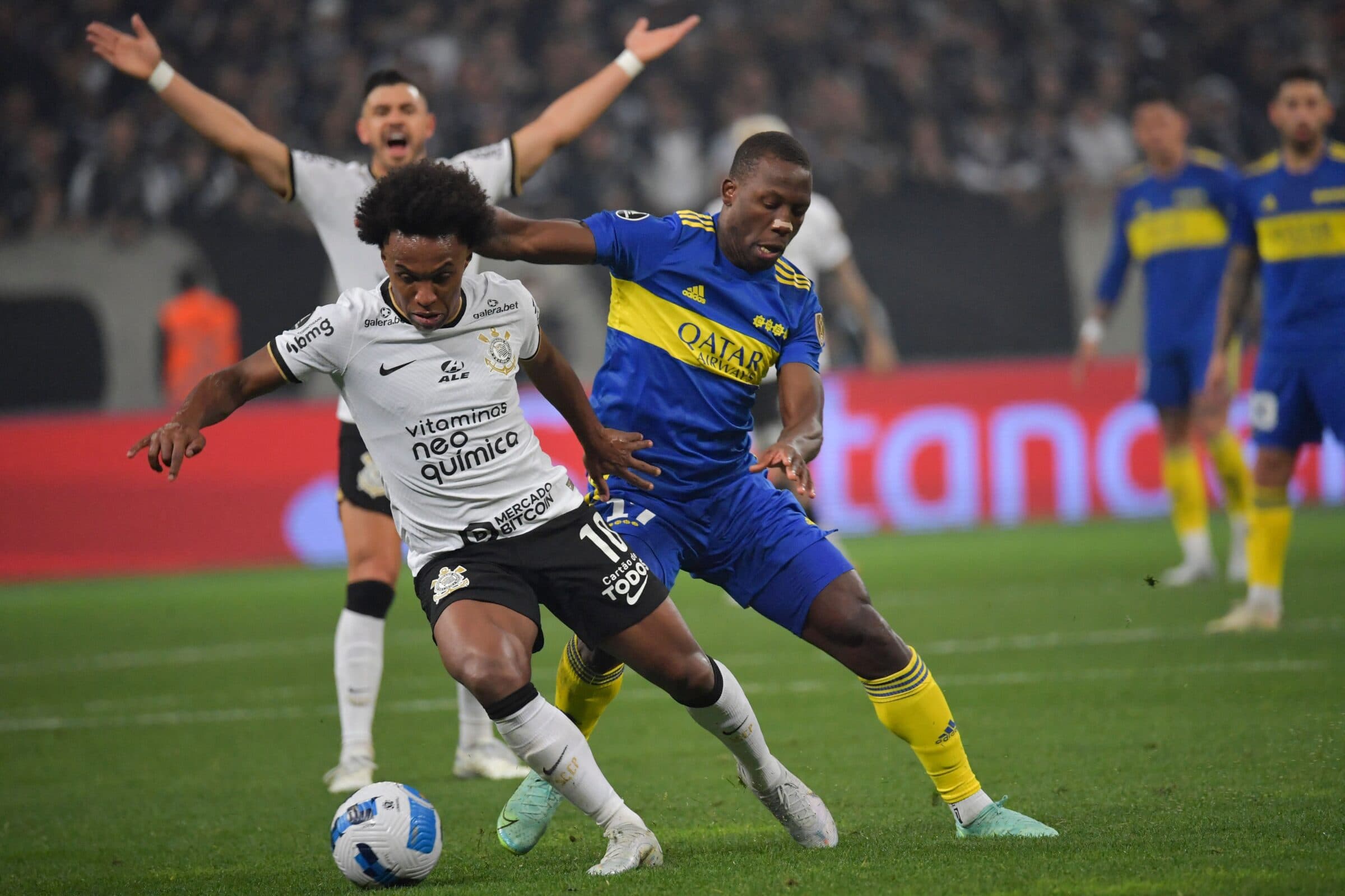 Corinthians ou Boca Juniors disputam vaga para as quartas da Libertadores; quem ganhar pode emfrentar o Flamengo