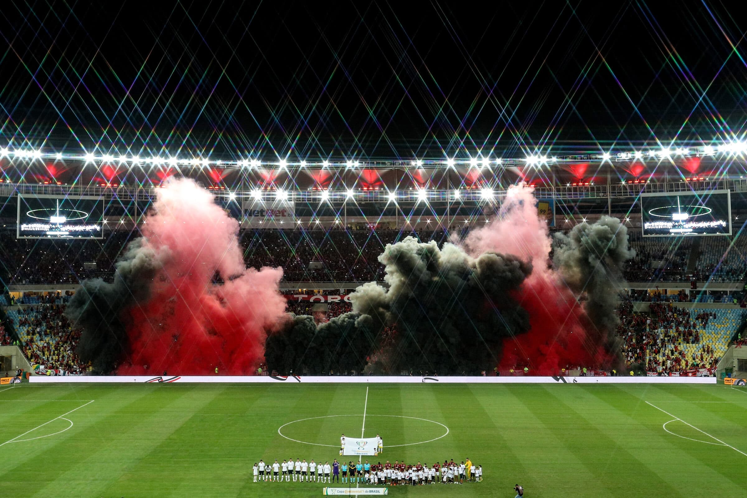 Torcida do Flamengo promete inferno no Maracanã
