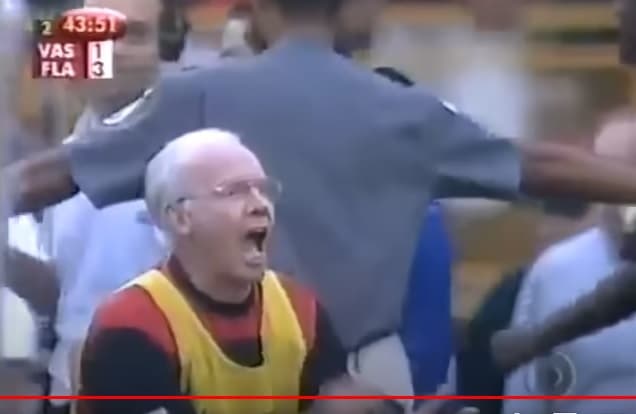Zagallo comemora título do Carioca de 2001 no Maracanã