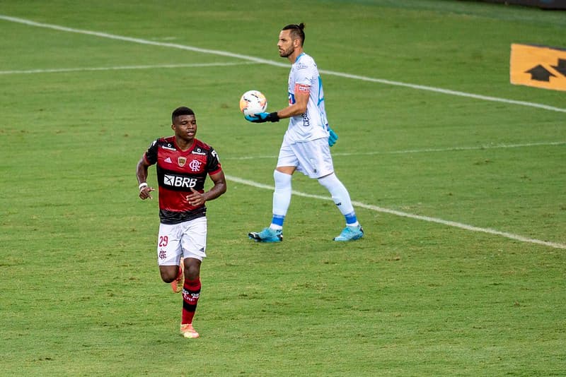 Lincoln ex-Flamengo no Cruzeiro