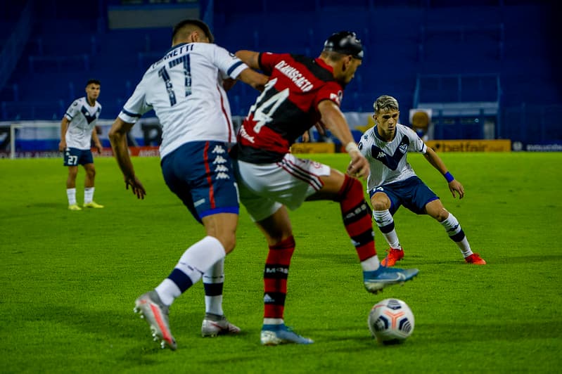 Orellano contra o Flamengo em 2021