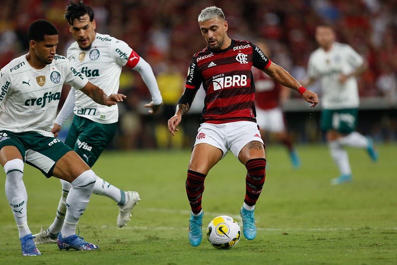 Flamengo e Palmeiras em São Paulo pode colocar o Flamengo de vez na briga pelo título Brasileiro