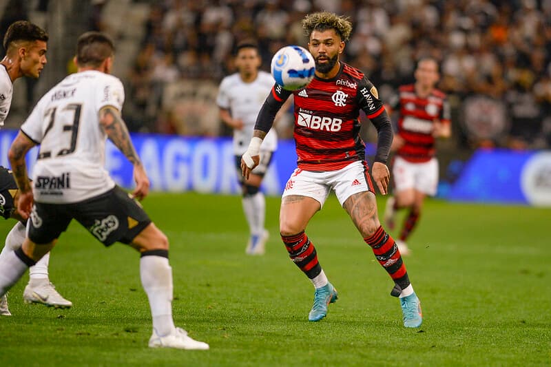 Flamengo e Corinthians: Veja o horário, provável escalação e transmissão da partida