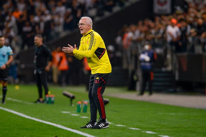 Dorival recebe elogios de Rivaldo