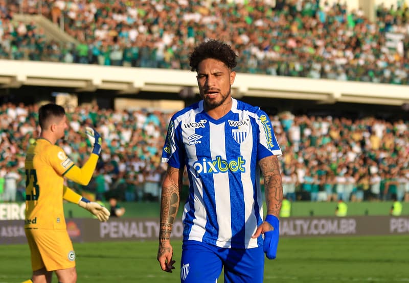 Flamengo entrou com ação contra Guerrero na Justiça