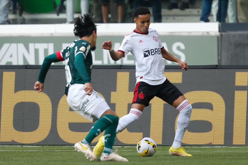 Lázaro contra o Palmeiras, no Allianz Parque