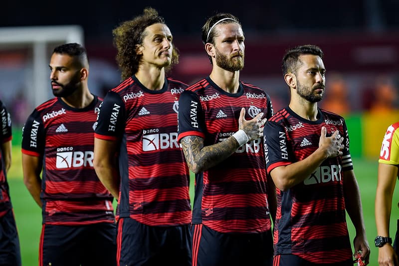 David Luiz faz careta