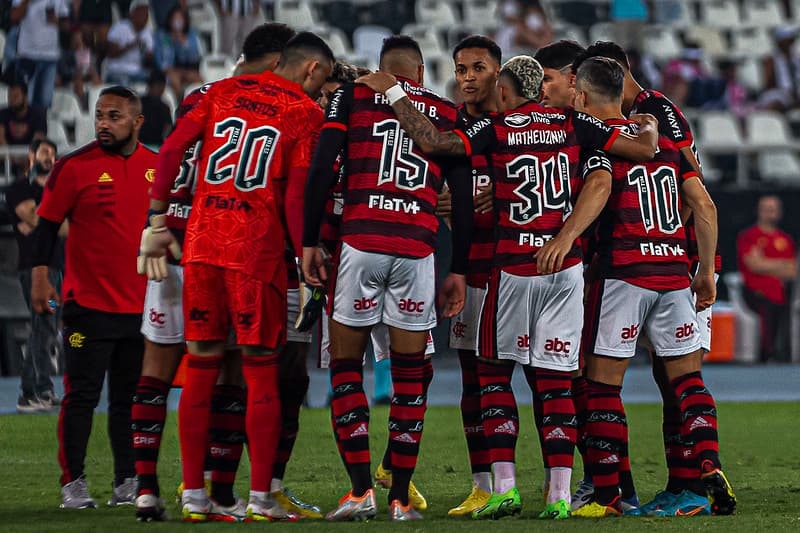 Time do Flamengo antes da partida contra o Botafogo