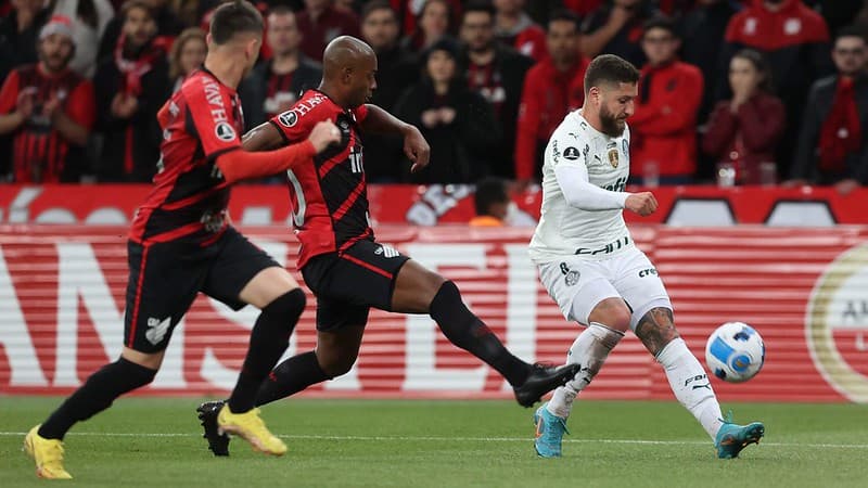 Palmeiras e Athletico duelando para talvez enfrentar o Flamengo