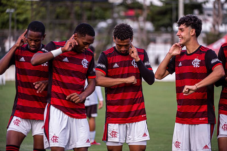 Flamengo goleia Ceará no Campeonato Brasileiro sub-17