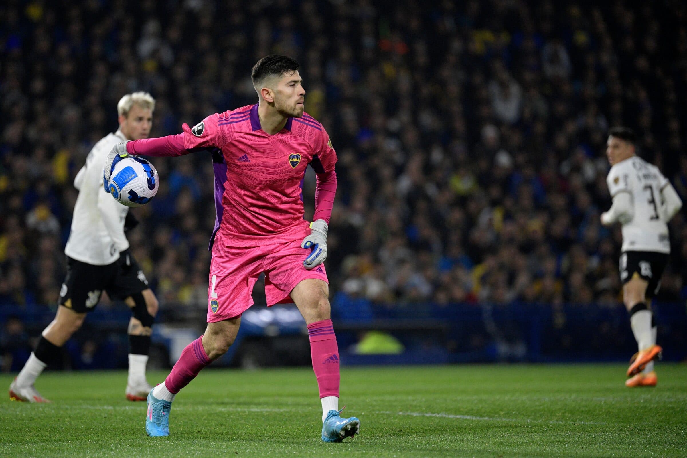 Mercado da bola tem Augustin Rossi mais perto do Flamengo