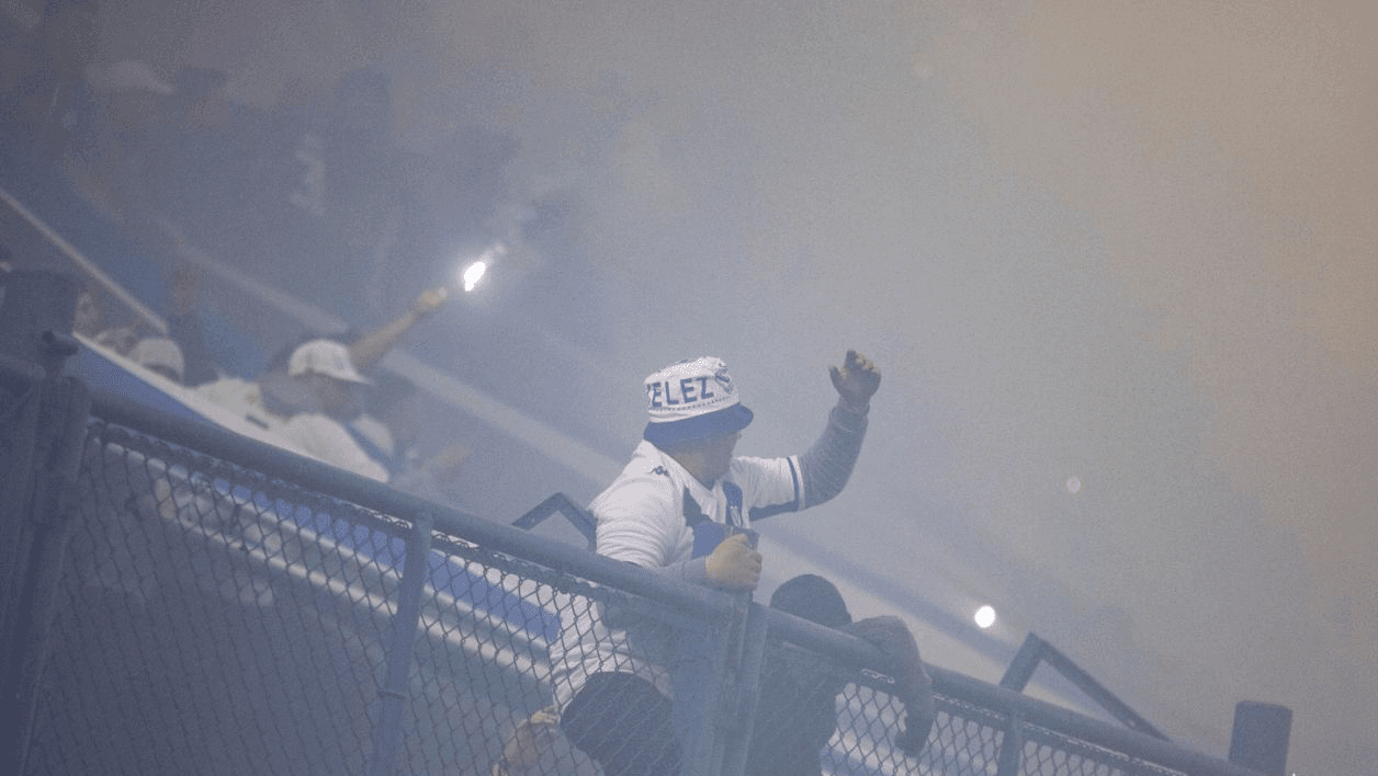 Por briga generalizada, Vélez corre risco de enfrentar o Flamengo sem torcida, pela Libertadores