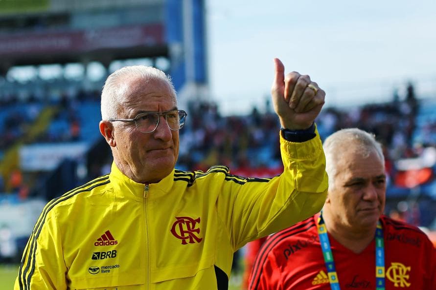 Dorival Júnior comanda o Flamengo