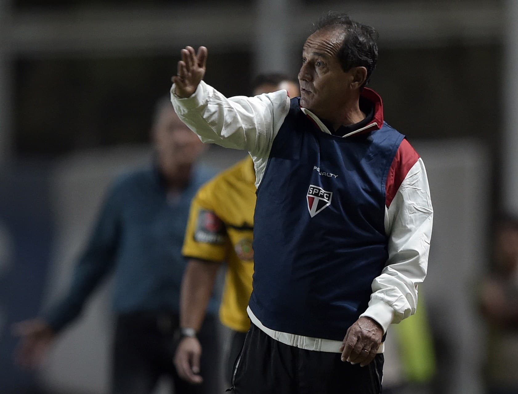 Muricy exalta Flamengo