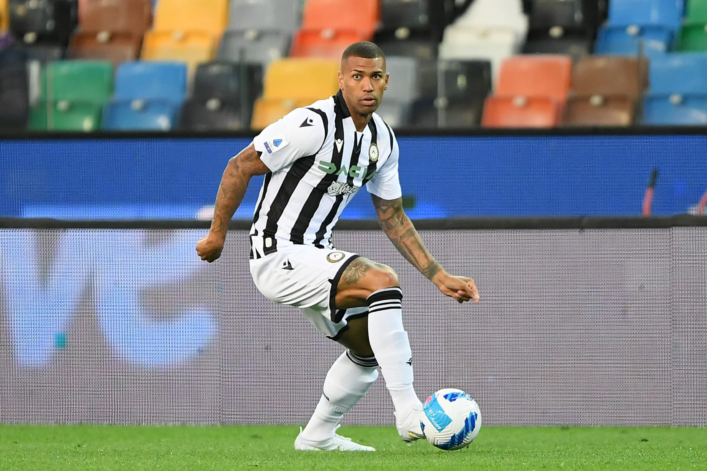 Flamengo ainda tenta contratação de Walace, ex-jogador da seleção brasileira