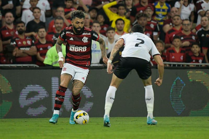 Gabigol enfrenta o Athletico-PR na Copa do Brasil