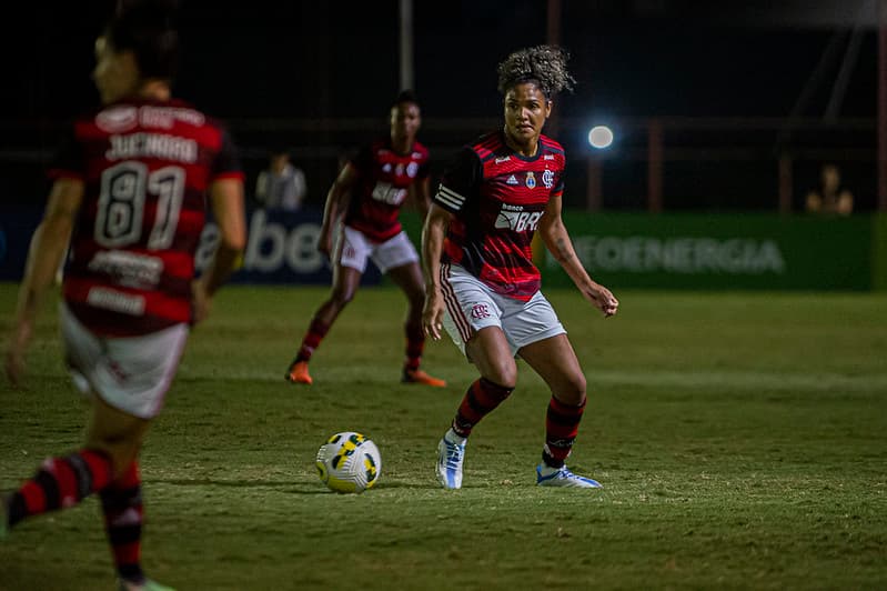 Jogadora do time feminino do Flamengo.