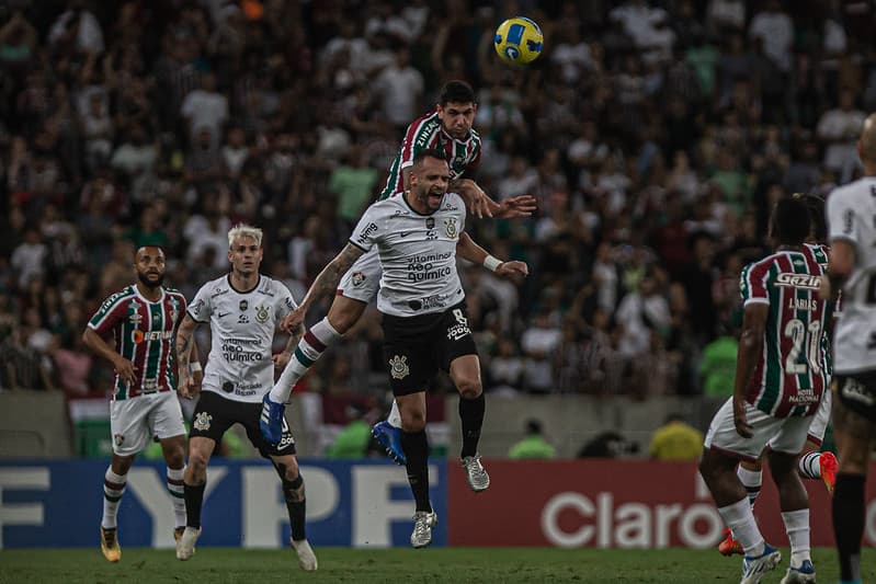 Corinthians e Fluminense duelam por vaga na final da Copa do Brasil, contra o Flamengo