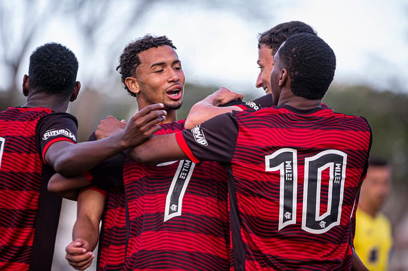 Flamengo vence o Atlético-MG pelo Campeonato Brasileiro sub-17