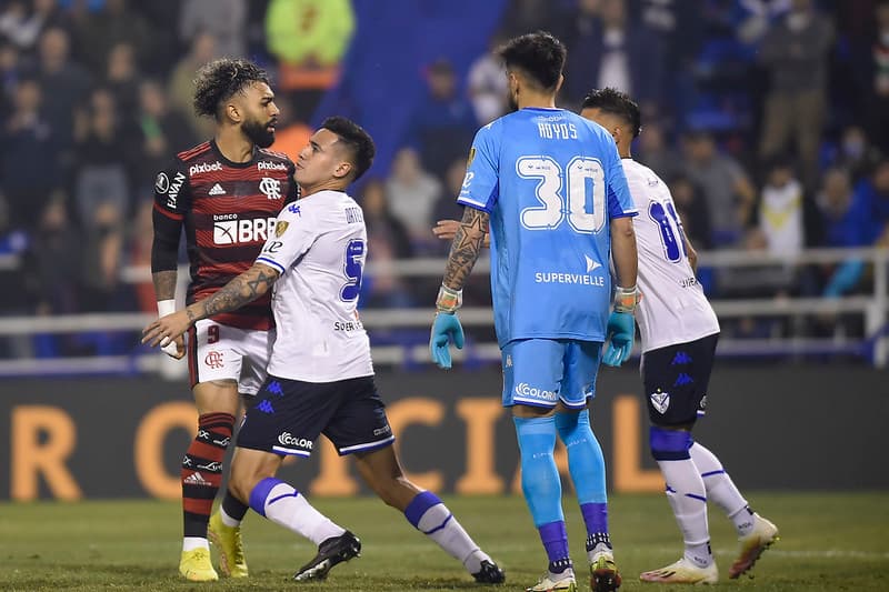 Gabigol contra o Vélez pelo Flamengo na Libertadores
