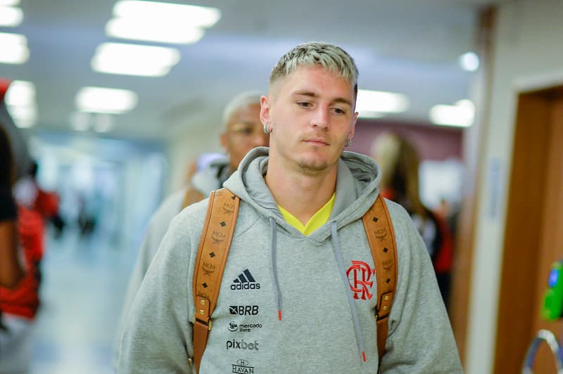 Jornalista uruguaio coloca Varela próximo de gigante da Argentina