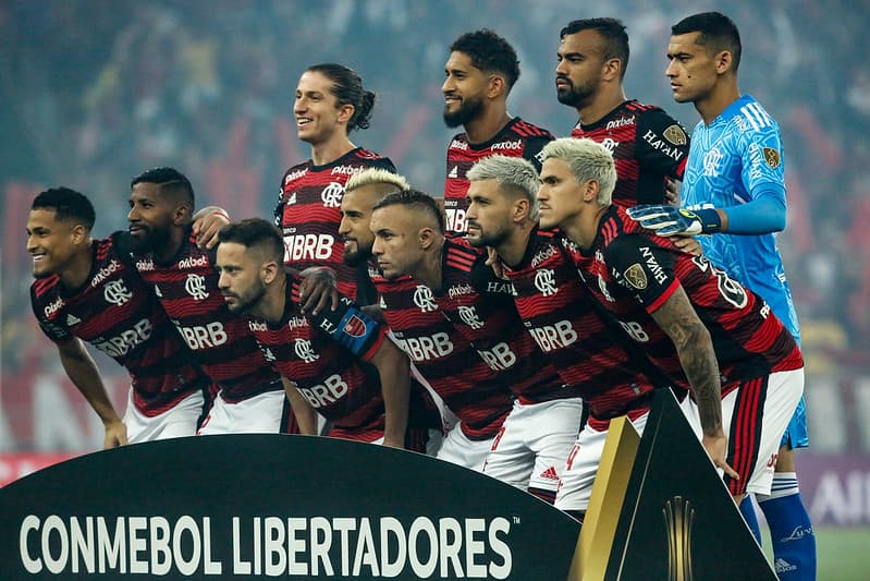 Time do Flamengo contra o Vélez